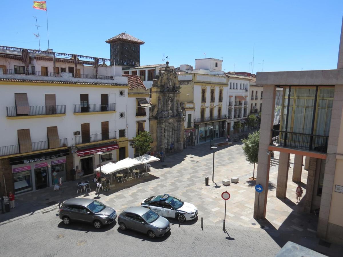 Via Alfaros Apartment Kordoba Bagian luar foto